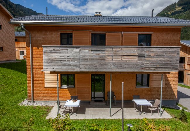 Ferienwohnung in St. Gallenkirch - Kollin Chalet-Apartment mit Terrasse und Garten |25EG | 47251
